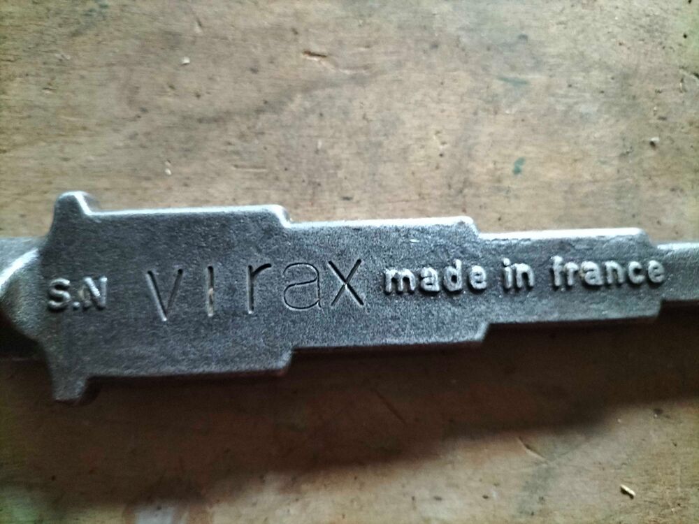 cl&eacute; etag&egrave; virax radiateur Bricolage