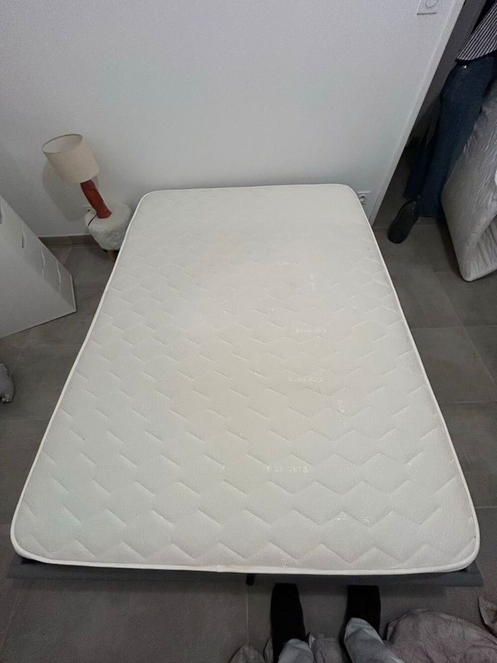 lit coffre 140x200 Meubles