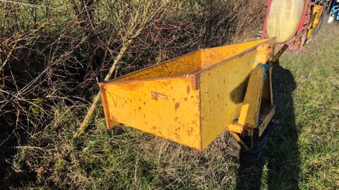 Bennett port�e 3 pts
300 Bouniagues (24)