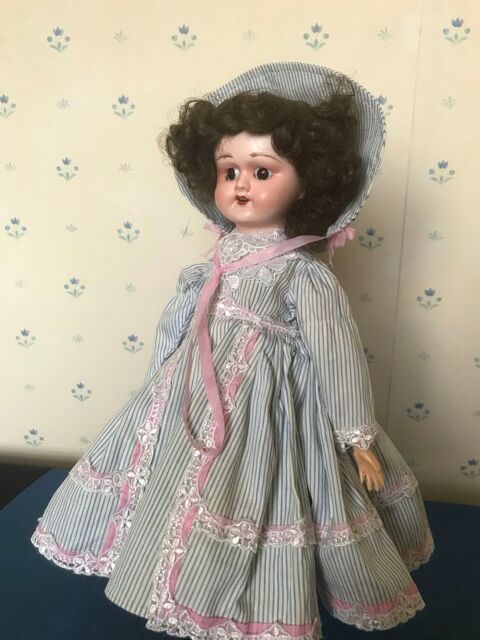 Poup�e Charles Delattre 120 Montreuil (93)