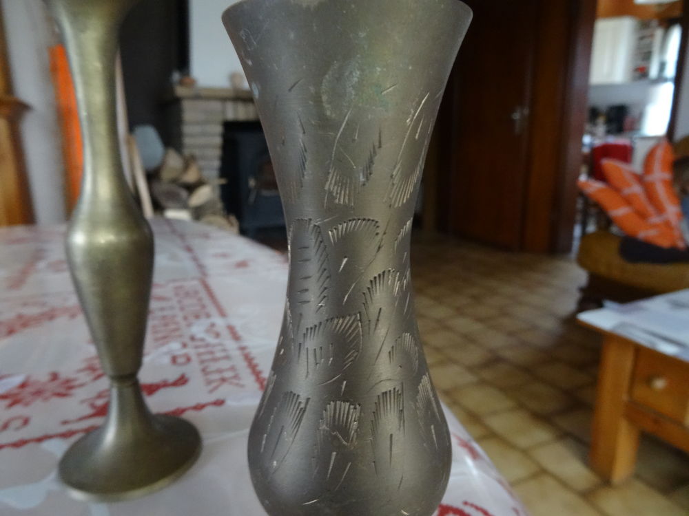 vase soliflore en cuivre Décoration