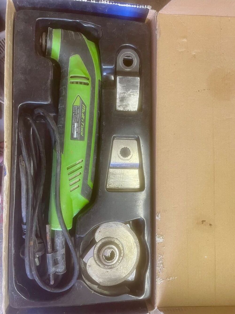 outil multi fonctions Bricolage