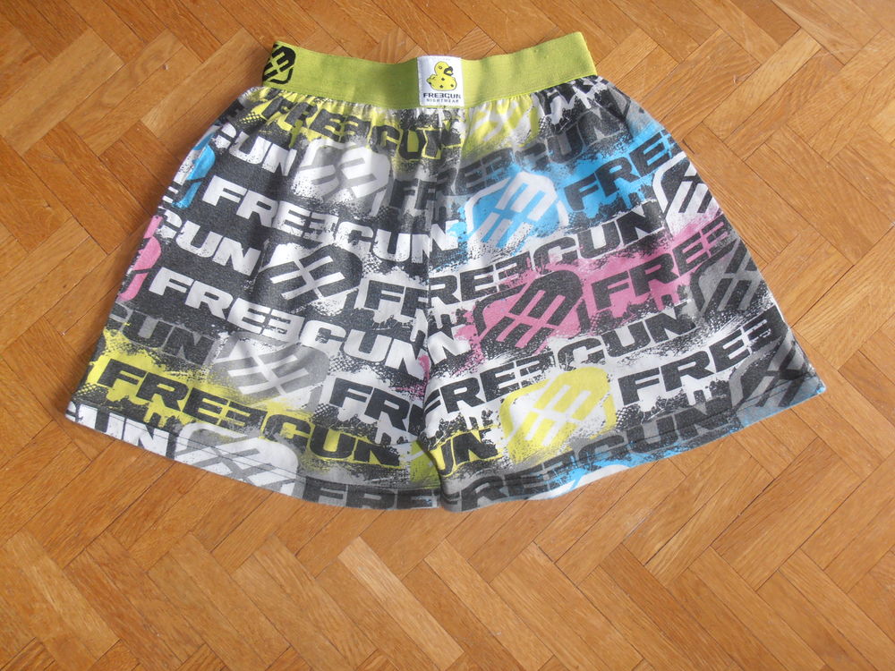 Short Freegun Vêtements