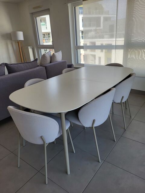 Table & Chaises 1500 Monswiller (67)