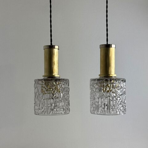 PAIRE D'ANCIENNES SUSPENSIONS EN VERRE TEXTURÉ VINTAGE Montreuil (93)