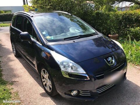 Peugeot 5008 1.6 HDi 110ch FAP BVM6 Premium Pack 5pl