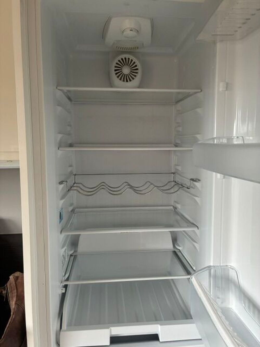 R&eacute;frig&eacute;rateur/cong&eacute;lateur encastrable Beko 270 L Electroménager