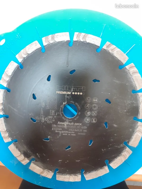 Disque diamant neuf marque hilti diam�tre 230 50 Le Guislain (50)