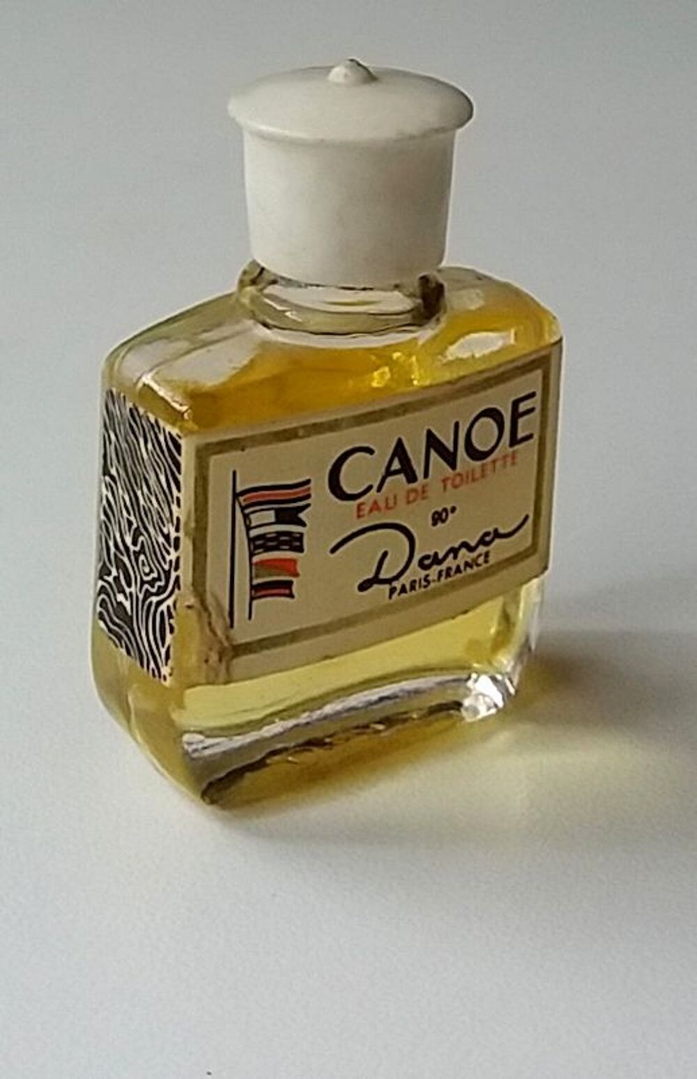 8 miniatures de parfum &agrave; 3,50  