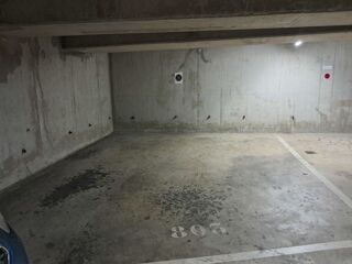  Parking / Garage  louer 24 m
