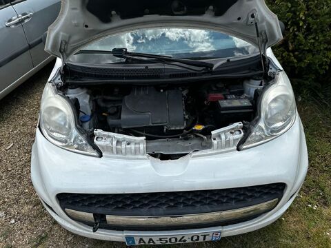 Peugeot 107 1.0e 12V 68ch BLUE LION Black & Silv