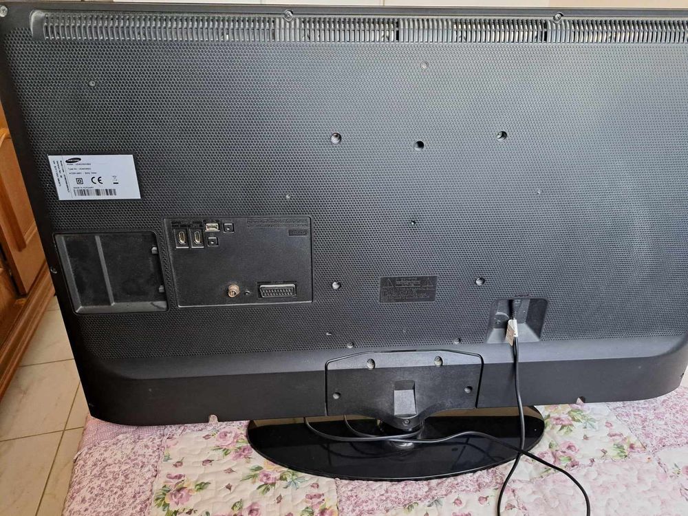  t&eacute;l&eacute;viseurSamsung avec plusieurs options excellents etat Audio et hifi