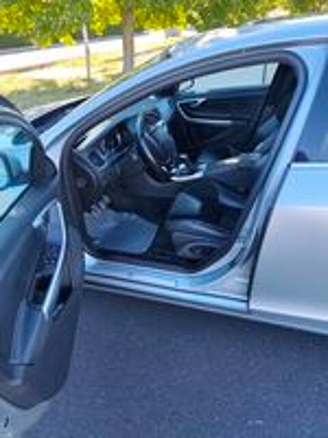 S60 D4 190 ch Stop&Start R-Design 2016 occasion 63000 Clermont-Ferrand