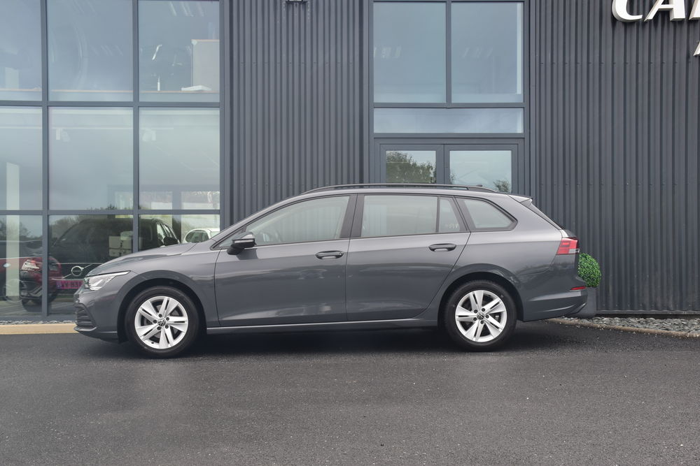Golf GOLF VIII SW 1.0 ETSI OPF 110 LIFE PLUS DSG7 2023 occasion 56300 Pontivy