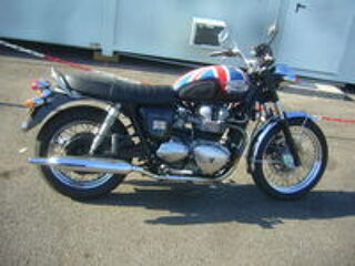 TRIUMPH 2004 occasion 80680 H&eacute;b&eacute;court