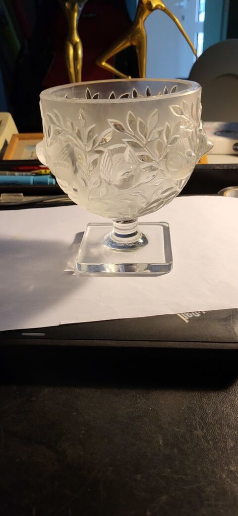 Lalique  250 Vireux-Molhain (08)