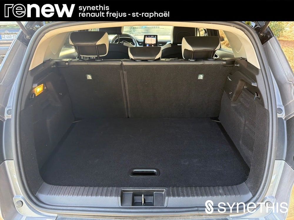 Captur E-Tech full hybrid 145 Techno fast track 2023 occasion 83600 Fr&eacute;jus