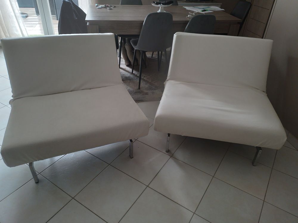 Canap&eacute; noir Plus deux fauteuils convertible Meubles