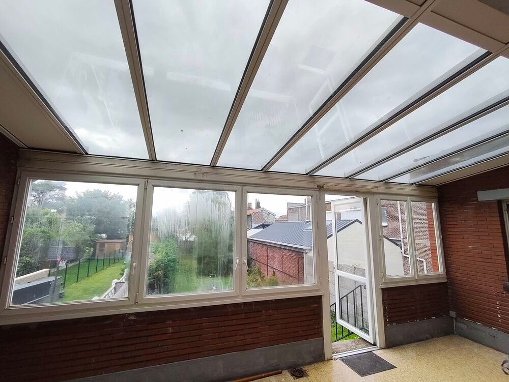 V&eacute;randa blanche compl&egrave;te Toiture refaite en 2022 16 m&sup2;
Décoration