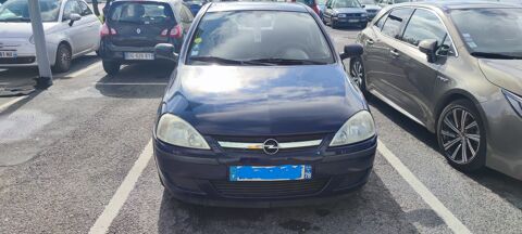 Opel corsa 1.2 16V Essentia