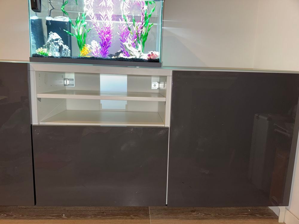Buffet gris et blanc Meubles