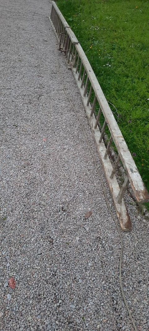 Echelle bois coulissante 75 Montceau-les-Mines (71)