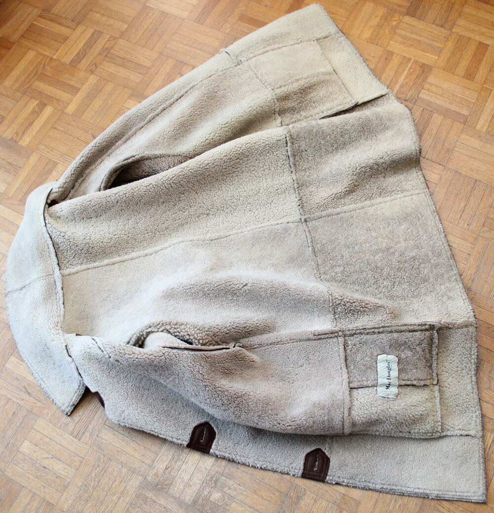 Manteau peau lain&eacute;e MAC DOUGLAS T.L
soit 40/42 Fr Vêtements