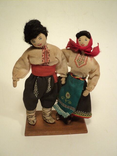 Ancienne Poup�e Folklorique Bulgarie vers 1960 12 Loches (37)