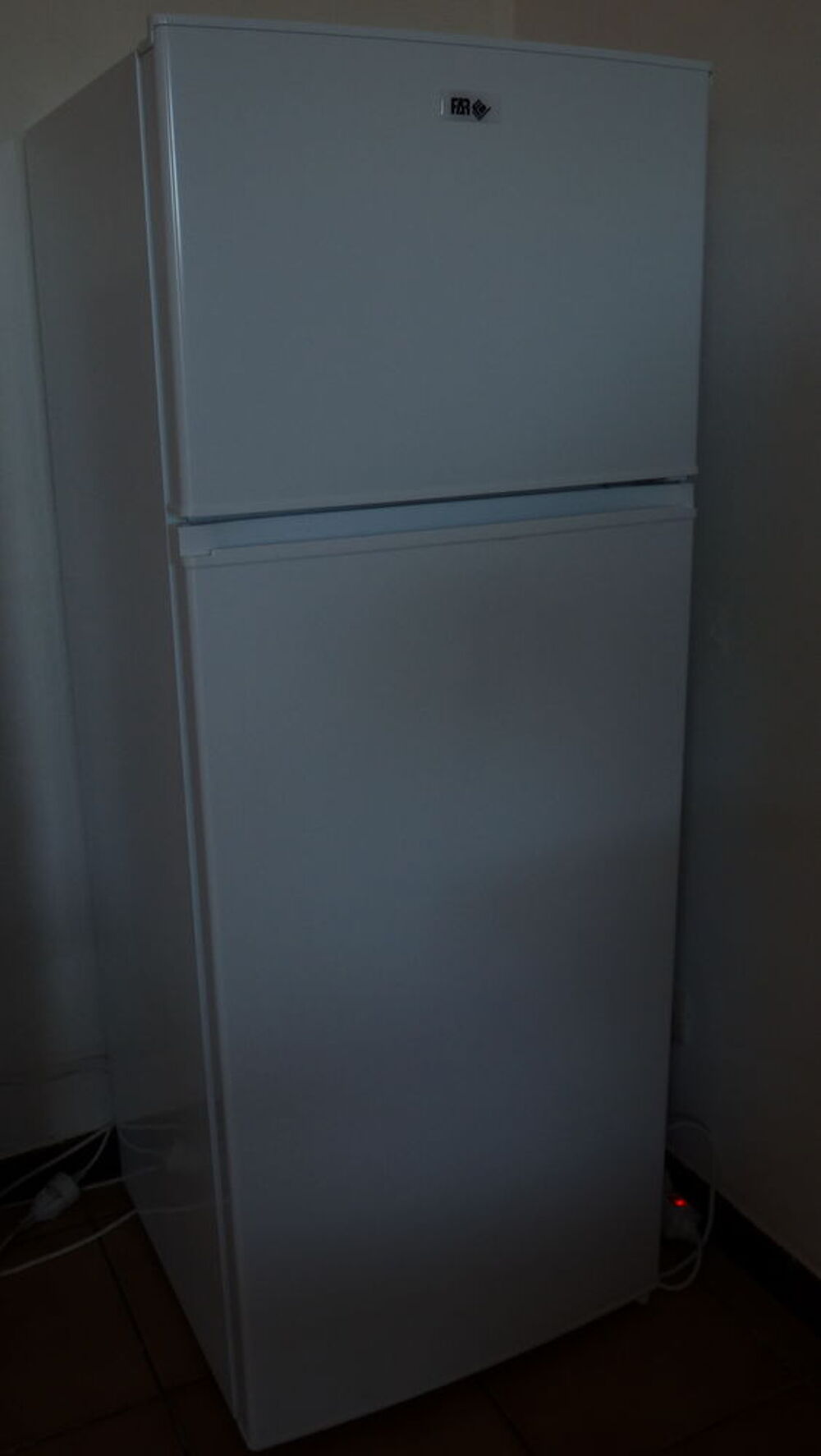 Refrigerateur FAR LRR2255W Meubles