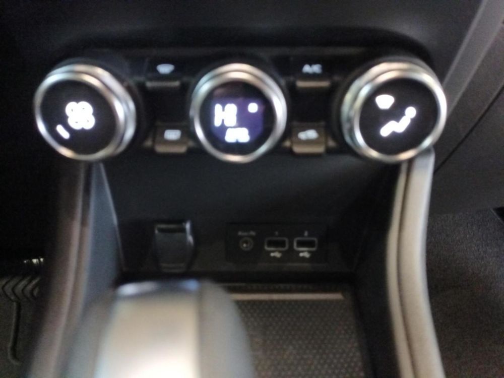 Captur E-Tech hybride 145 Techno 2023 occasion 08000 Charleville-M&eacute;zi&egrave;res