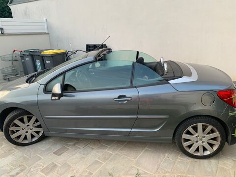 Peugeot 207 cc 1.6 HDi 110ch FAP BLUE LION Sport Pack