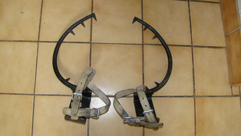 Grimpettes en acier forg&eacute; - Lacoste
Bricolage