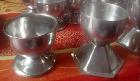 4 coquetiers m�tal base ronde + 4 coquetiers base hexagonale 5 Beauchamp (95)