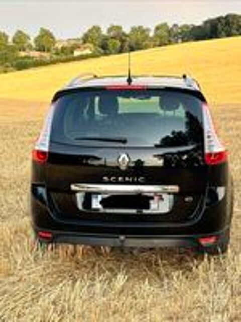 Grand Sc&eacute;nic III Grand Sc&eacute;nic dCi 130 Energy FAP eco2 Bose Edition 7 pl 2016 occasion 81500 Lavaur