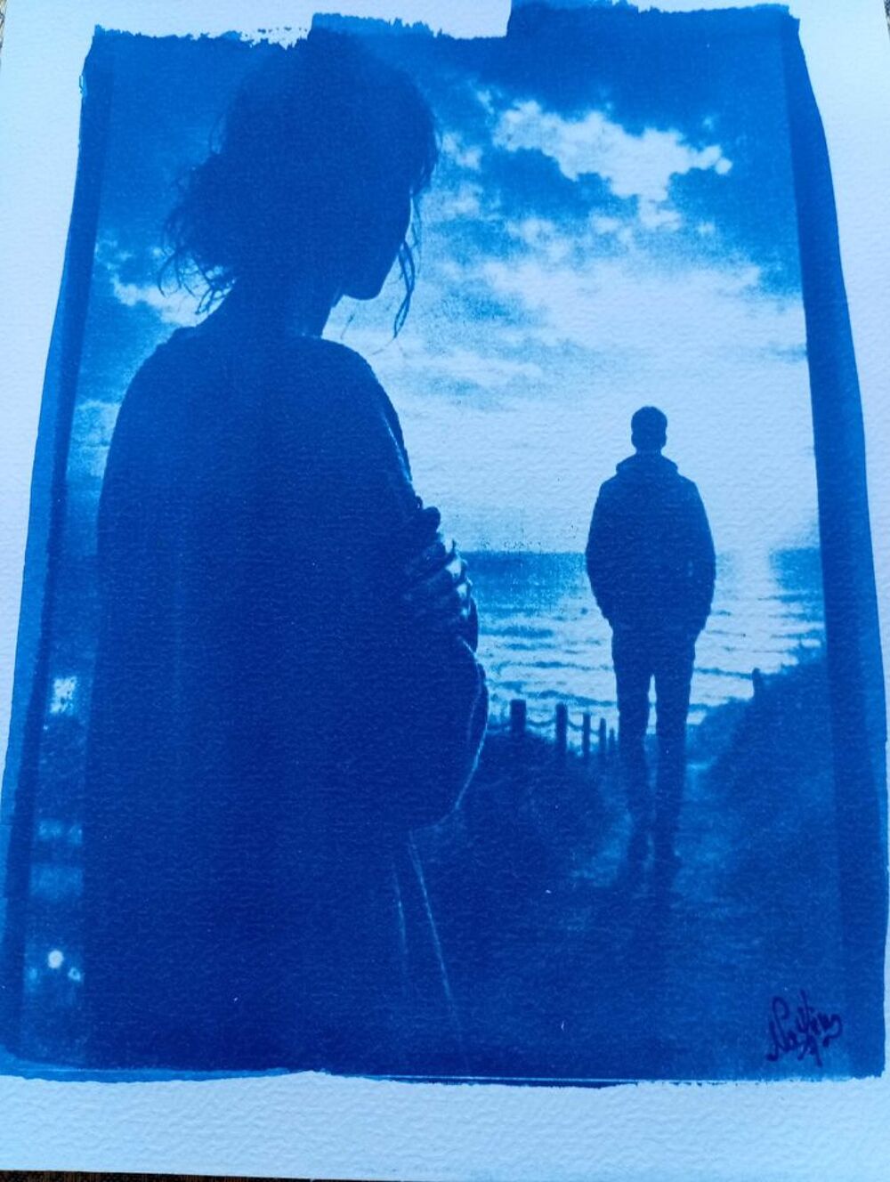 Photographie en Cyanotype, Proc&eacute;d&eacute; Photographique 1982, "LE DEPART", 20,8cm/16,5cm, &eacute;tat neuf Décoration