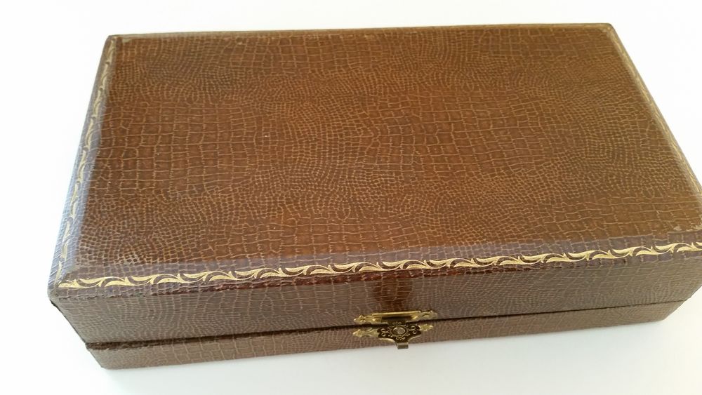 Ancien coffret de manucure en argent Maroquinerie