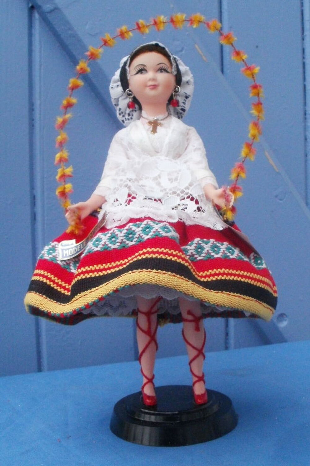 Poupee folklorique MABEL CATALANE, maquillage fait main, fabrication fran&ccedil;aise 