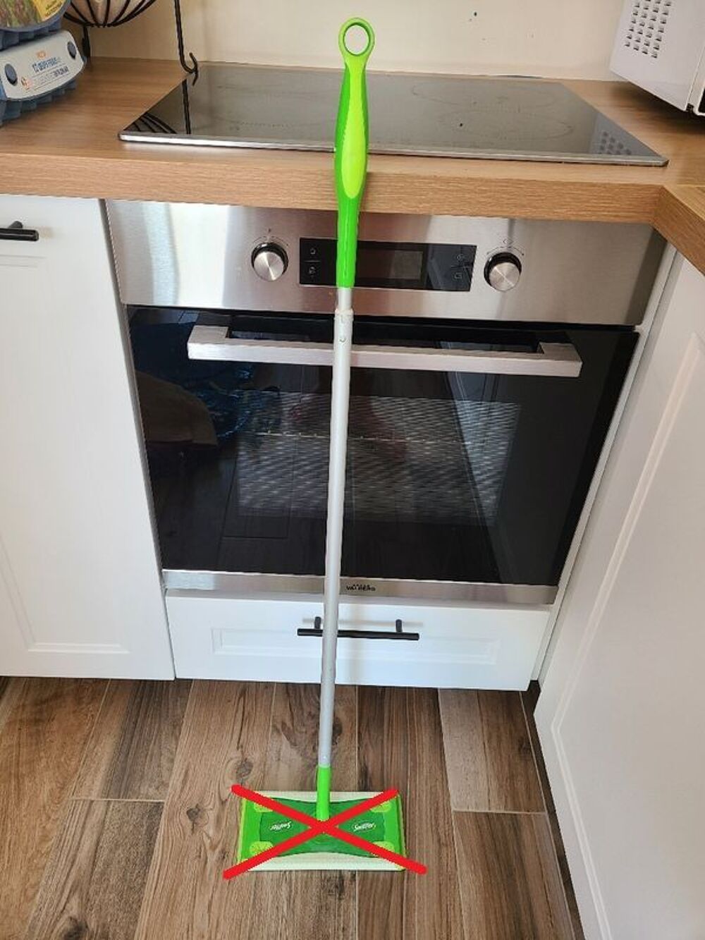 balai Swifer et manche balai Swifer Bricolage