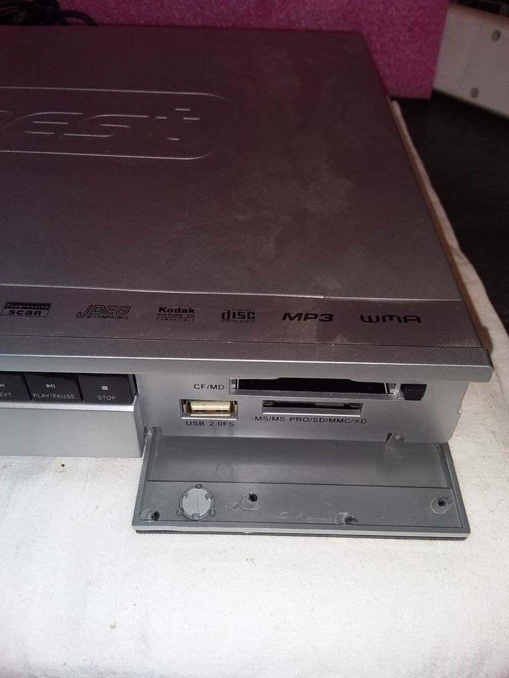 Lecteur dvd silvercrest r&eacute;f&eacute;rence dp 5300x Photos/Video/TV
