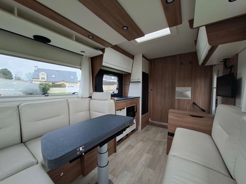  2021 occasion 56000 Vannes
