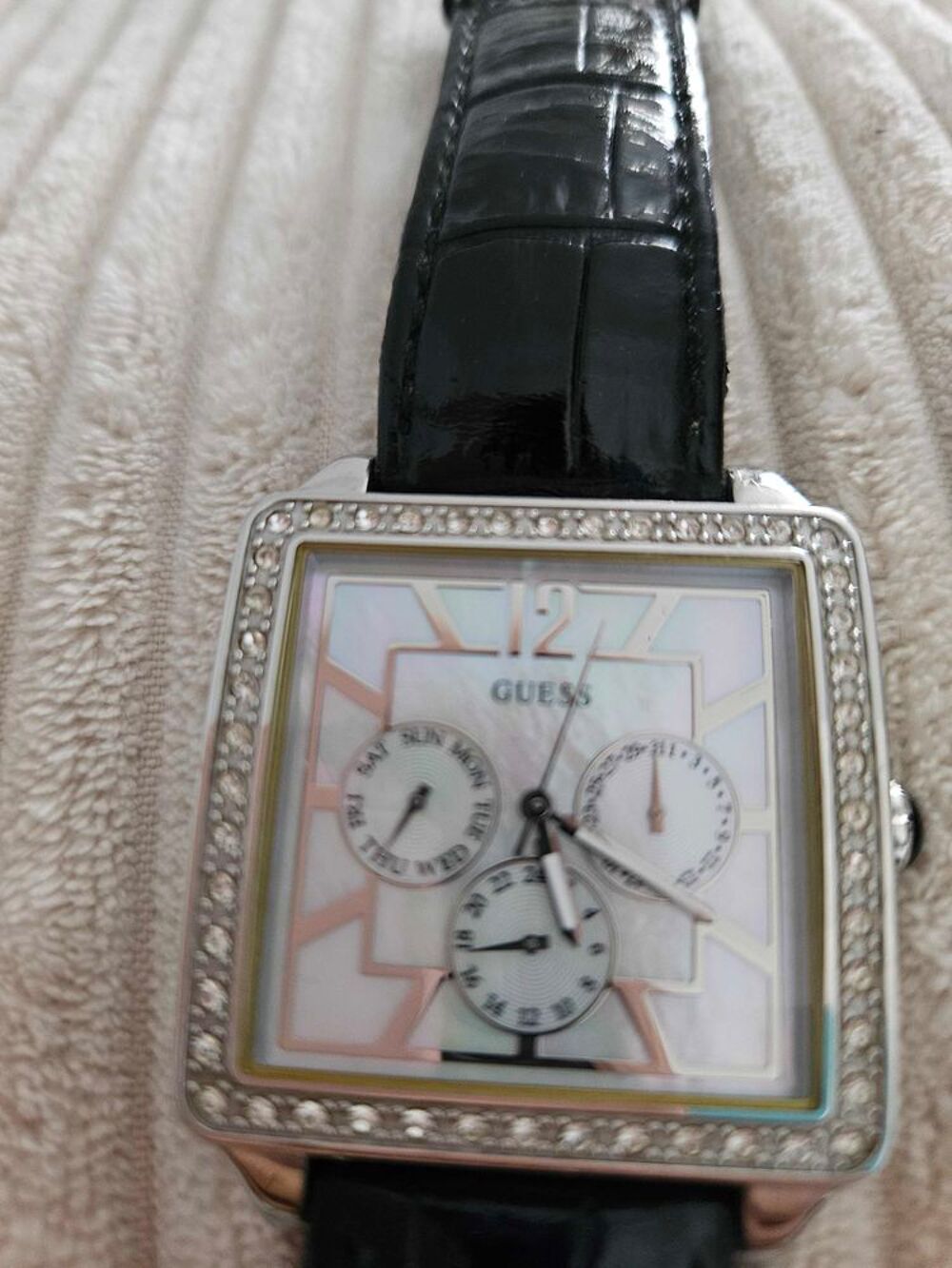 montre guess Bijoux et montres