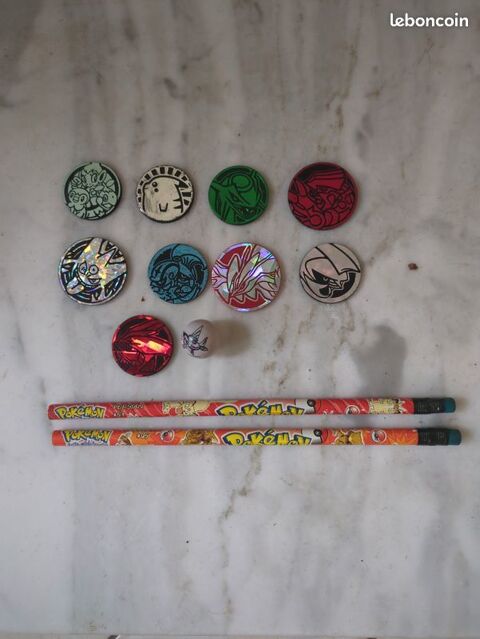 Jetons pokemon ,crayon ,bille Talence (33)