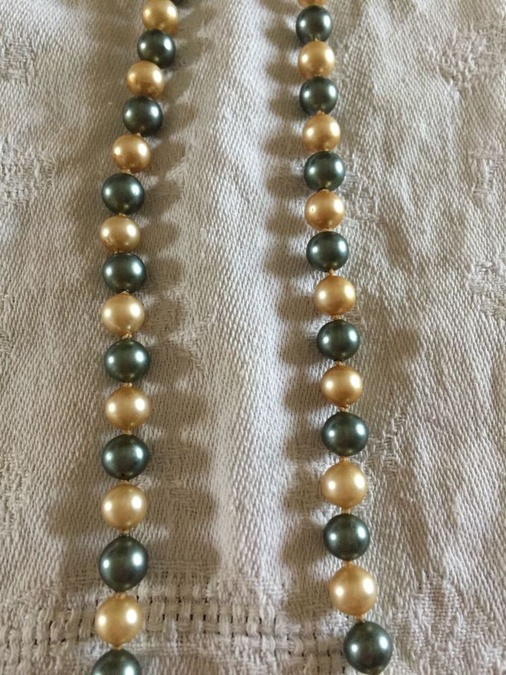 Collier sautoir en perles de Majorque Bijoux et montres