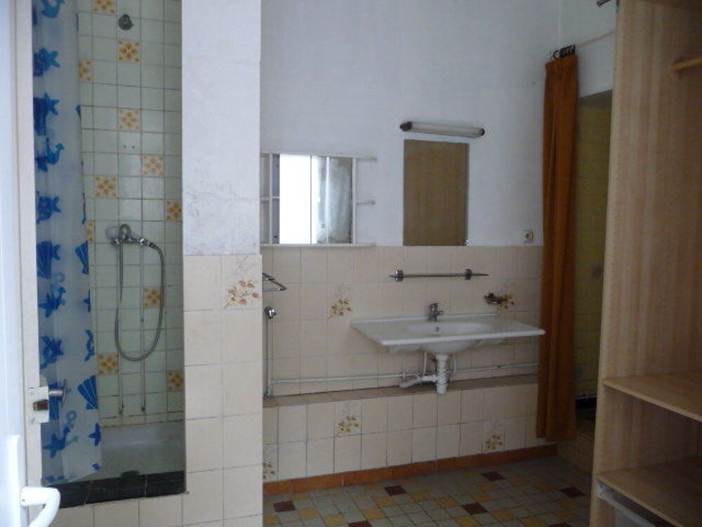 Location Appartement LILLE près du métro ligne 2   ,  F1 à partir 1 janvier 2025 Lille