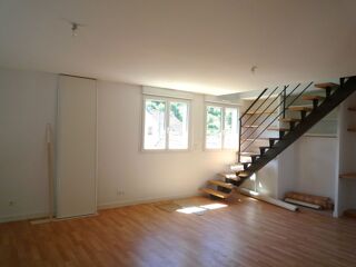  Appartement � louer 4 pi�ces 96 m�