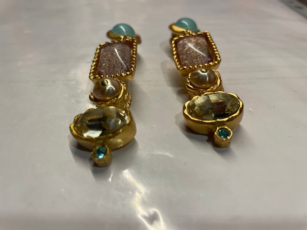 Clip dor&eacute;e cab bleu + pendant r&eacute;sine mauve perle strass CL Bijoux et montres