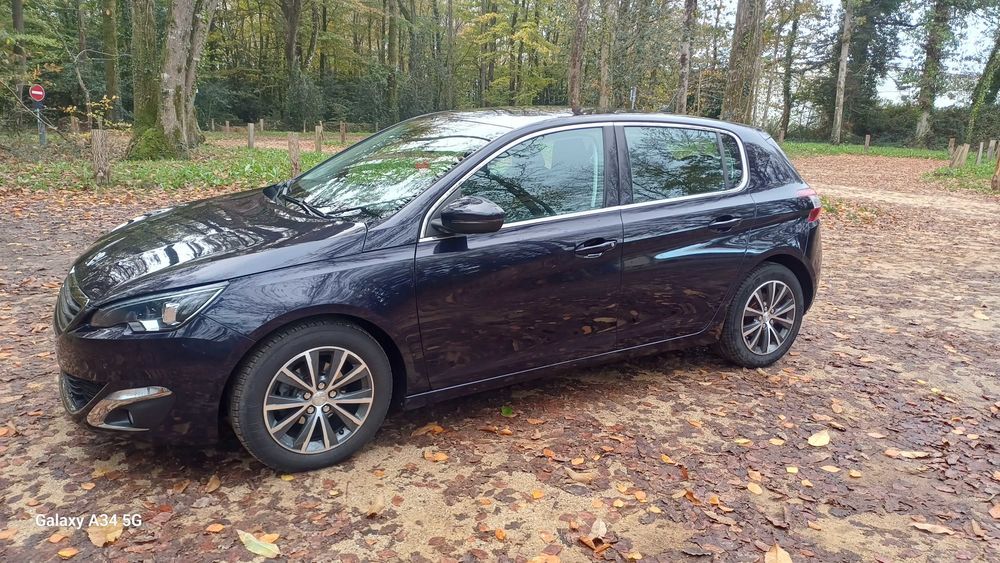 308 1.2 PureTech 110ch S&S BVM5 Allure 2016 occasion 44410 Herbignac