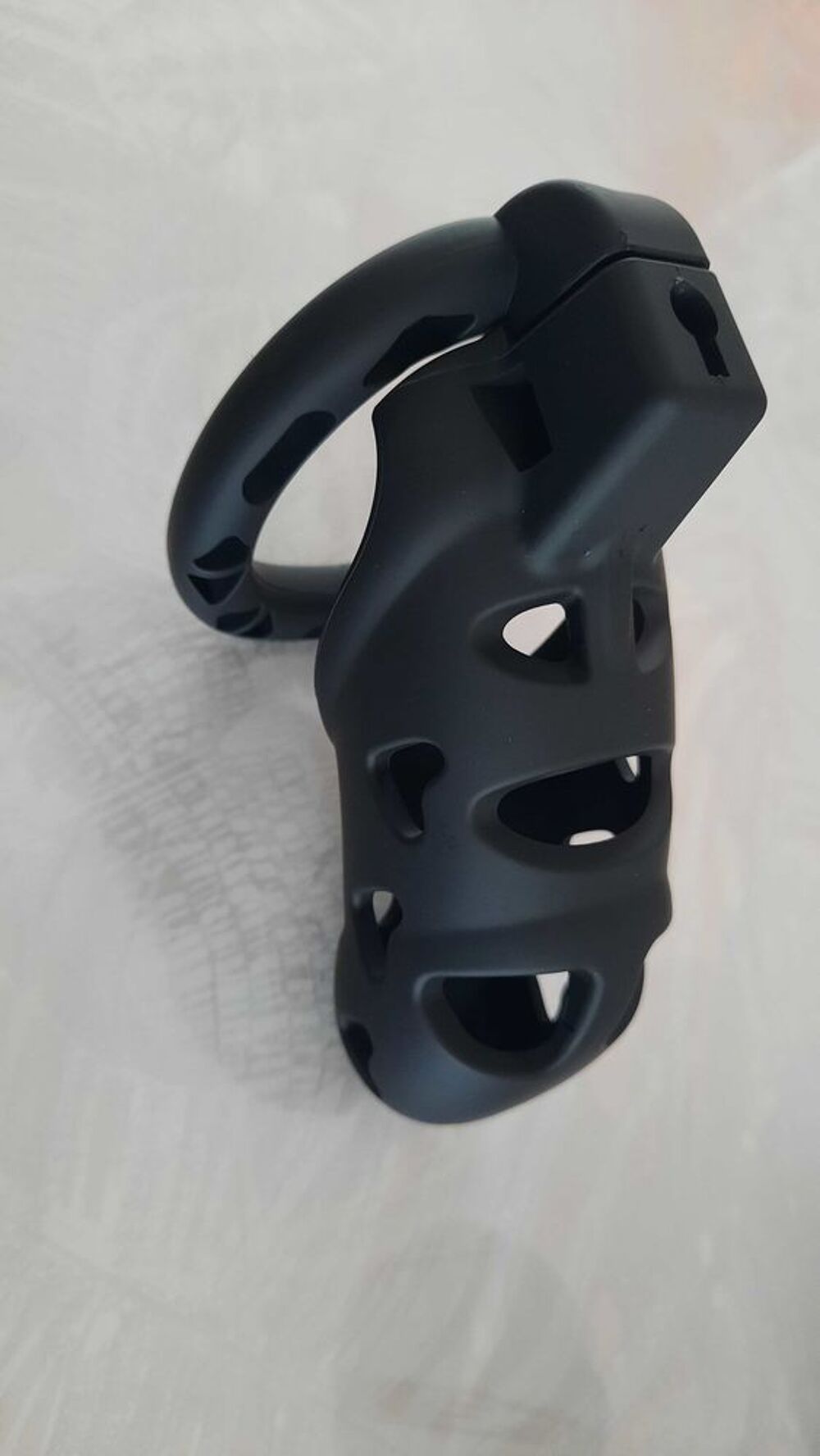 cage de chastet&eacute; Bijoux et montres