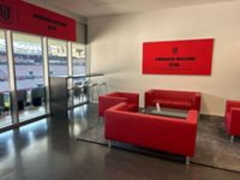   Espace de travail privé personnalisé en fonction des besoins uniques de votre entreprise à Allianz Riviera  