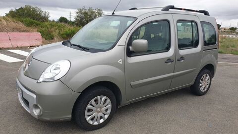 Renault kangoo diesel 5 places